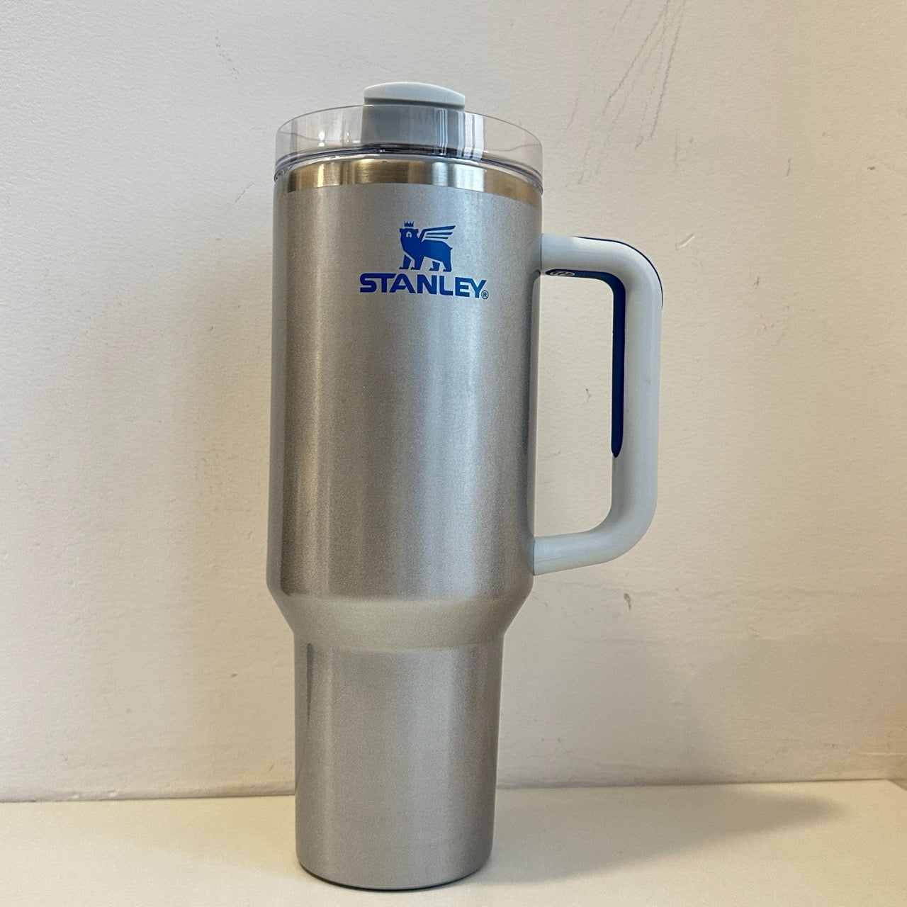 Stanley Quencher H2.0 FlowState Tumbler - Silver Titanium (40oz)